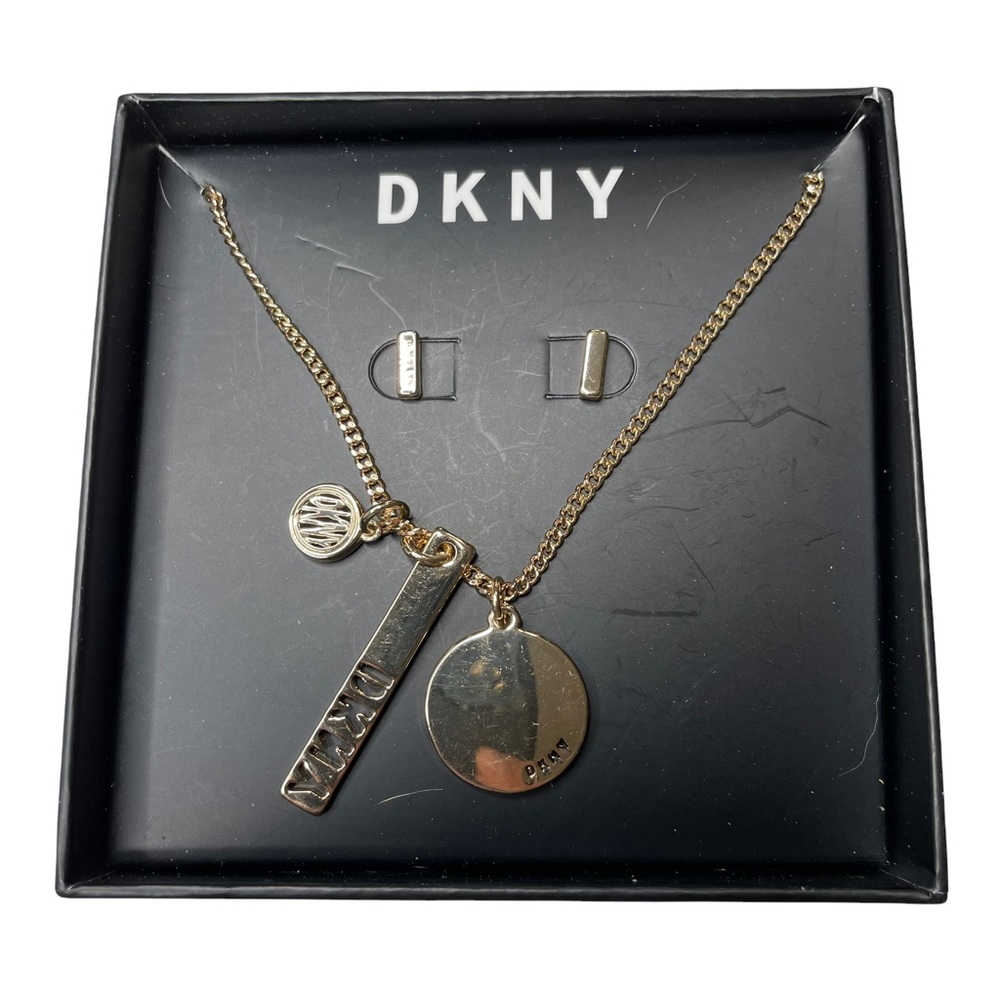 DKNY earrings and necklace set with box